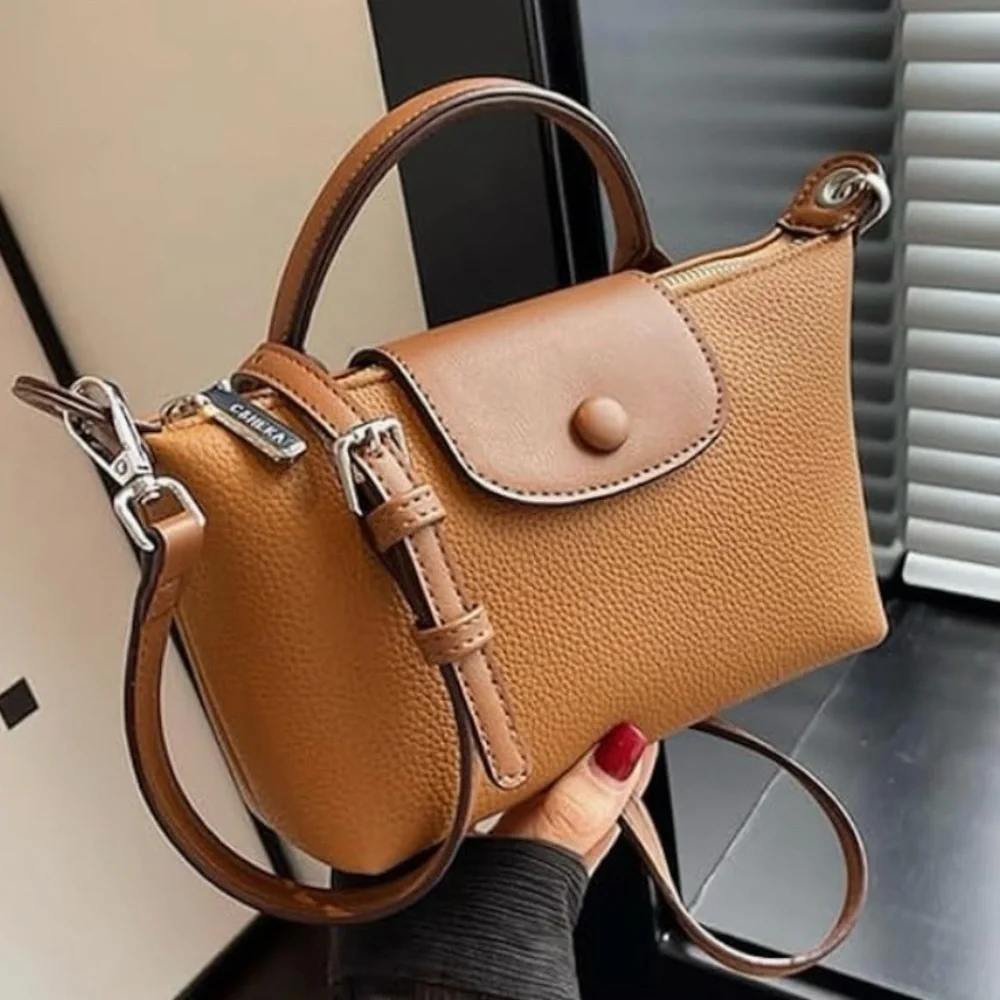 Tophandle crossbody luxury look with vegan leather small bag